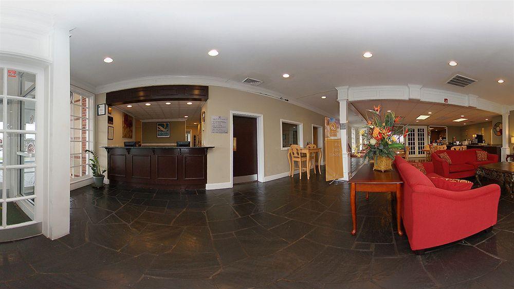 Greenville Inn & Suites Екстер'єр фото